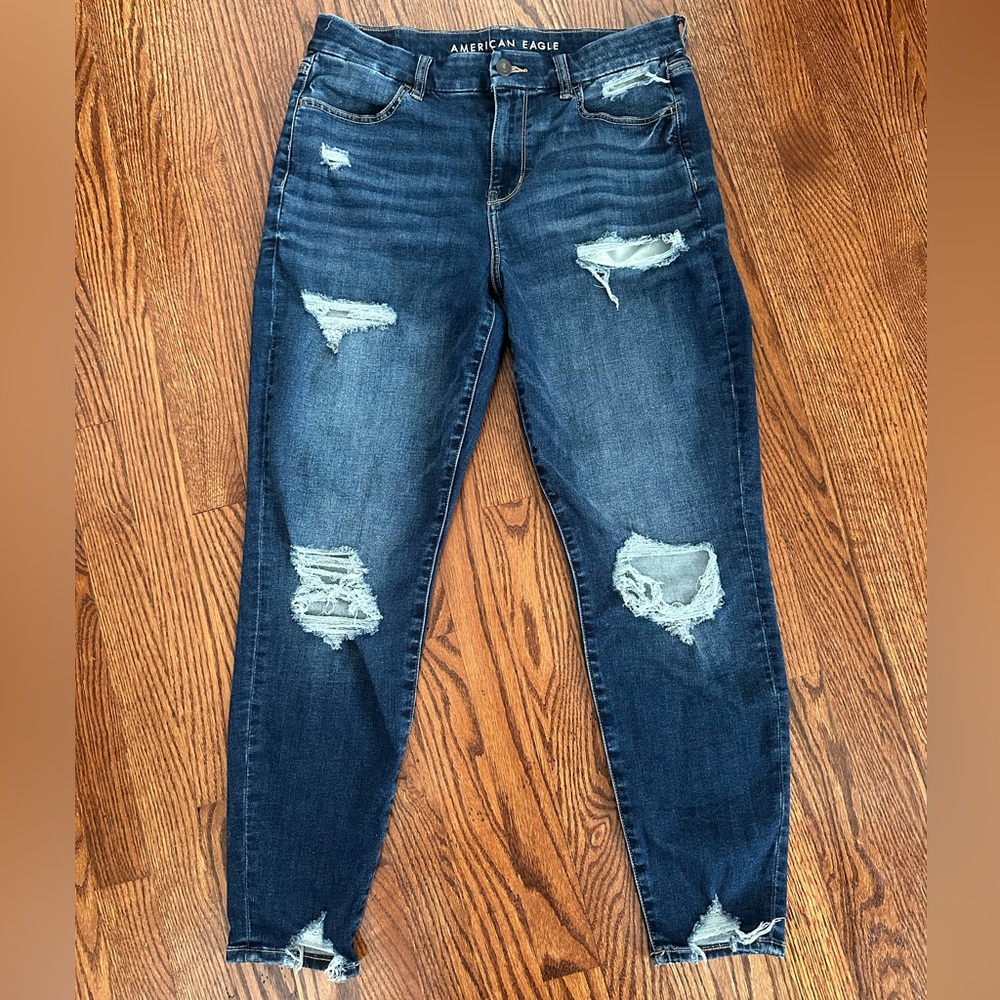 American Eagle Next Level Curvy Ripped High-Waisted Jeans. Size 12R